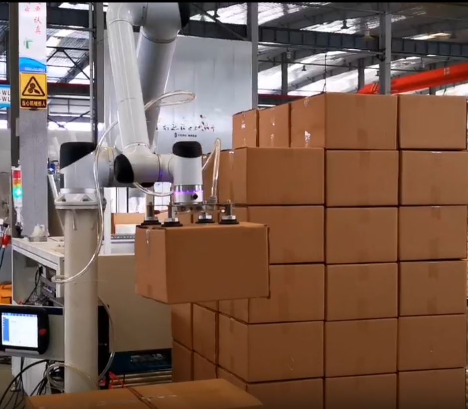 Paletizado colaborativo de alta capacidad. Roboticssa presenta en Europa un robot colaborativo con hasta 40 Kg de carga