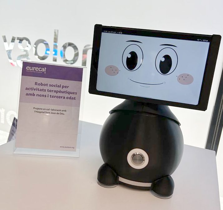 Eurecat y el Hospital Sant Joan de Déu diseñan un robot social para ayudar a los niños y adolescentes con necesidades paliativas en casa