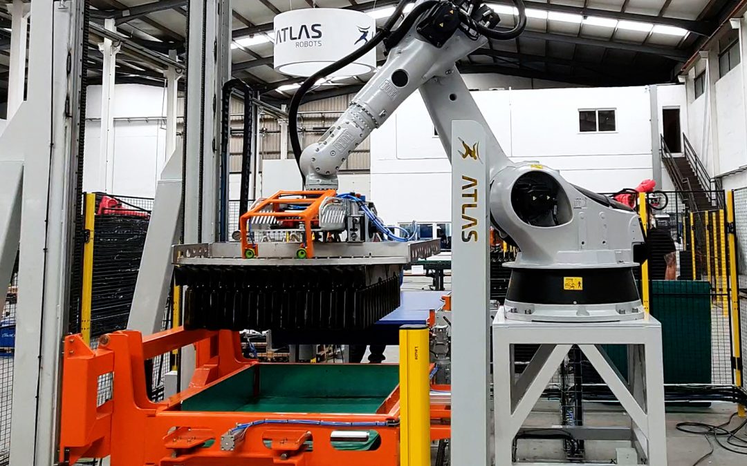 ¡Revolución en la Industria! El Nuevo Robot de Atlas Robots Mueve hasta 200,000 Botellas por Turno